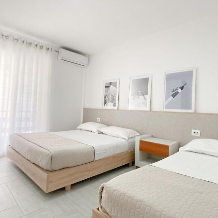 Promo Price September - Home By The Sea 1 Min From The Beach โกเลม ภายนอก รูปภาพ