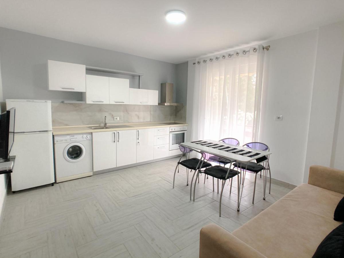 Promo Price September - Home By The Sea 1 Min From The Beach โกเลม ภายนอก รูปภาพ