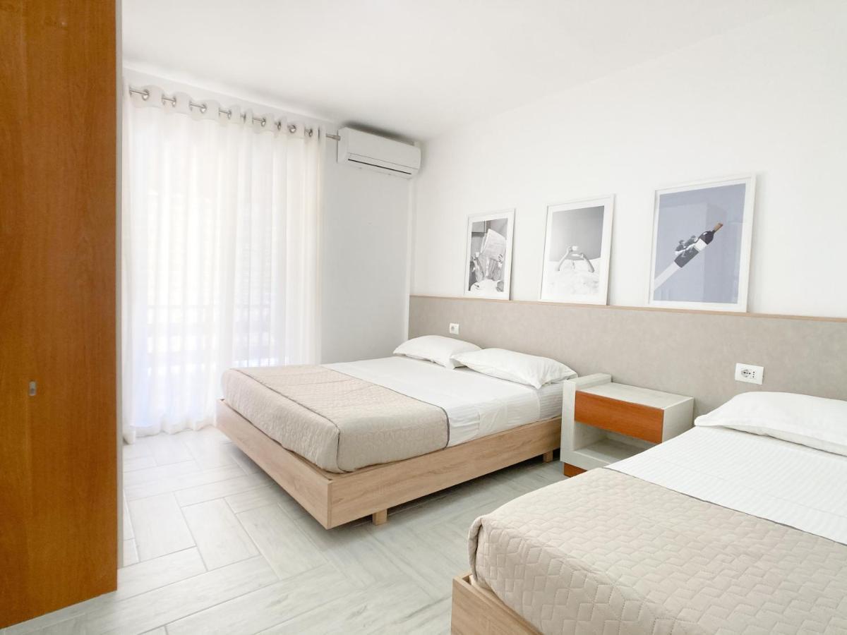 Promo Price September - Home By The Sea 1 Min From The Beach โกเลม ภายนอก รูปภาพ
