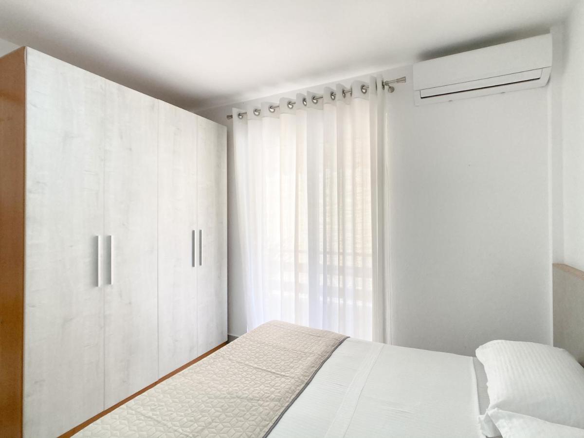 Promo Price September - Home By The Sea 1 Min From The Beach โกเลม ภายนอก รูปภาพ